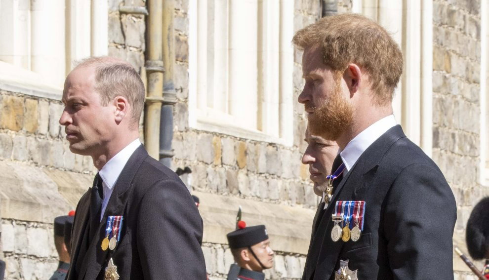 william i harry się pogodzą video z pogrzebu księcia filipa