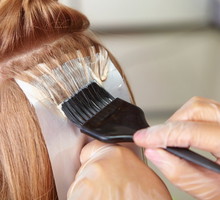 Farbowanie włosów w ciąży