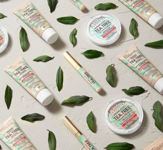 podkład antybakteryjny matujący Eveline, Tea Tree za 9 zł w Rossmannie