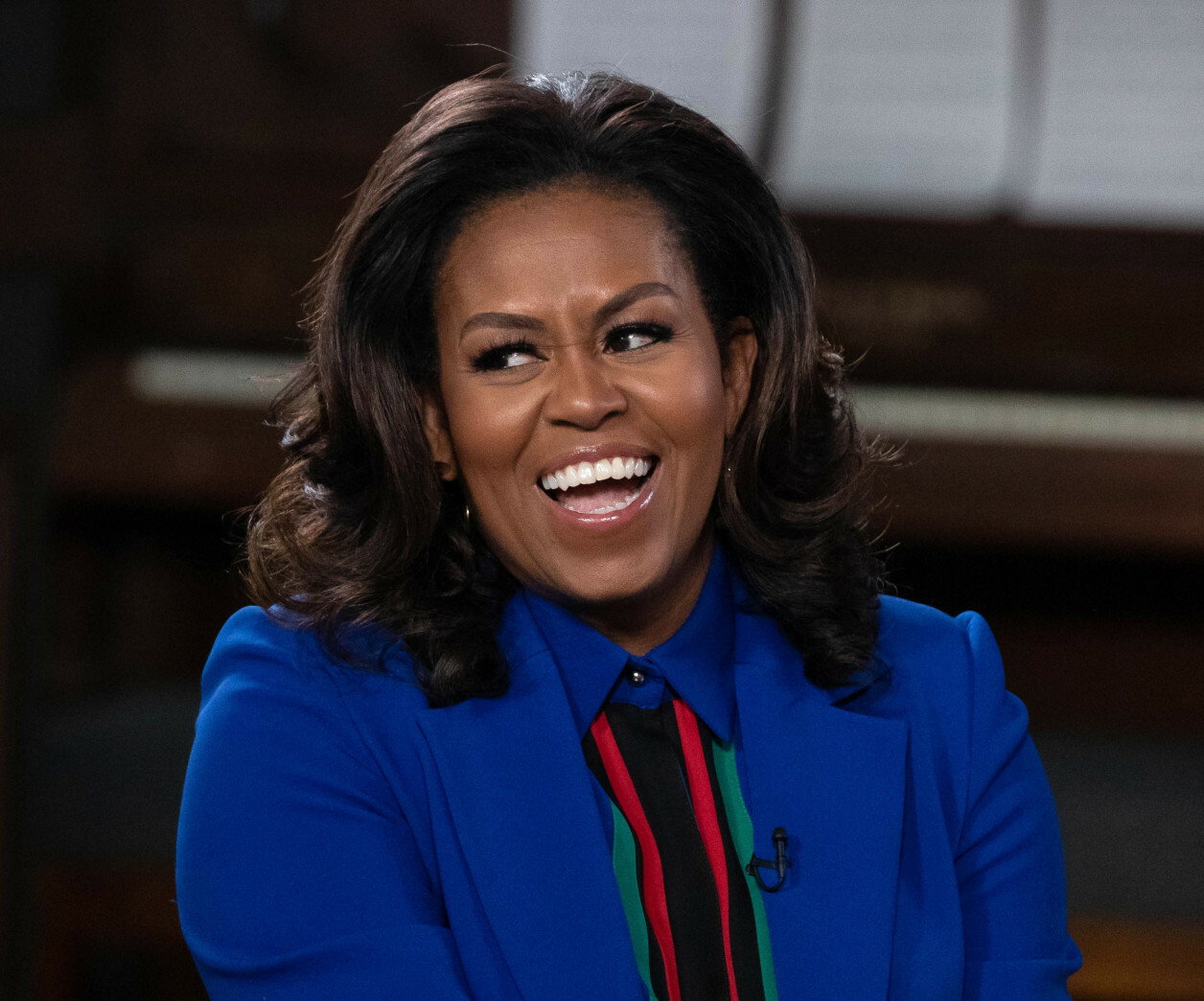 Fryzura Michelle Obamy z zaprzysiężenia Bidena stała się hitem sieci. „Jej włosy były dziełem sztuki”