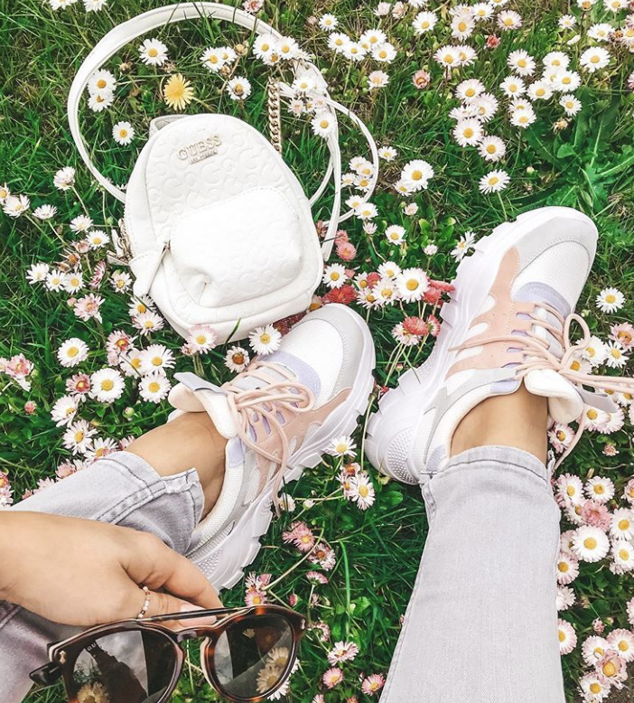 sneakersy z ccc to hit na Instagramie