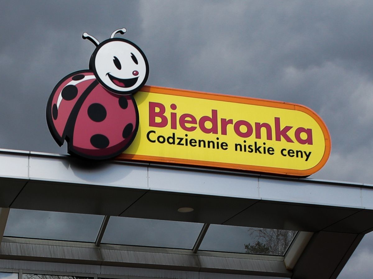 Krem z filtrem pod makijaż z Biedronki