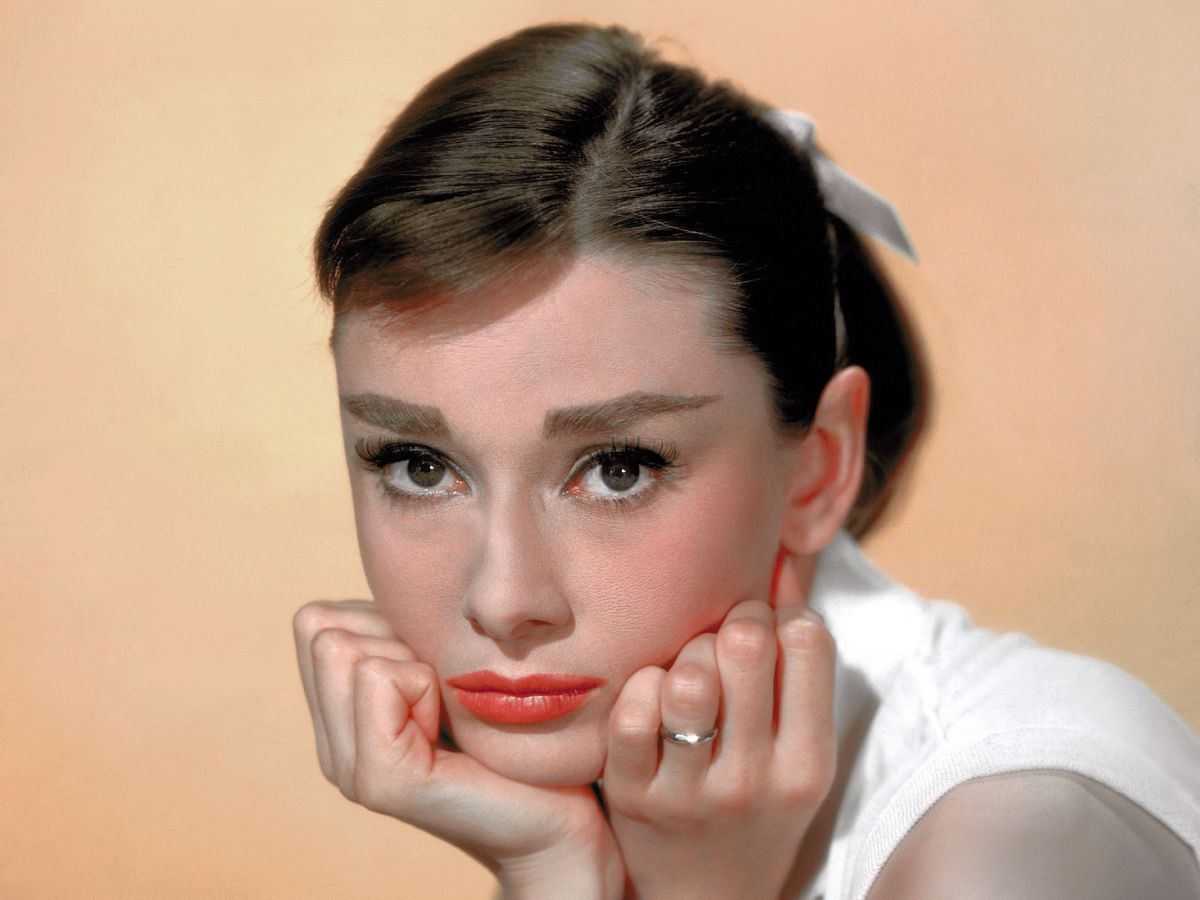 Arabski zamiennik kultowych perfum, których Audrey Hepburn używała przez całe życie. Mężczyźni za nimi szaleją