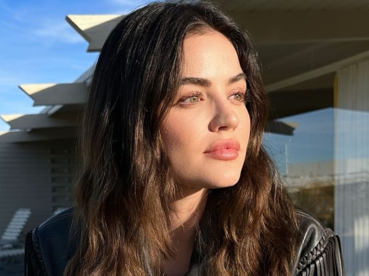 Fryzura na lato feather cut w stylu Lucy Hale