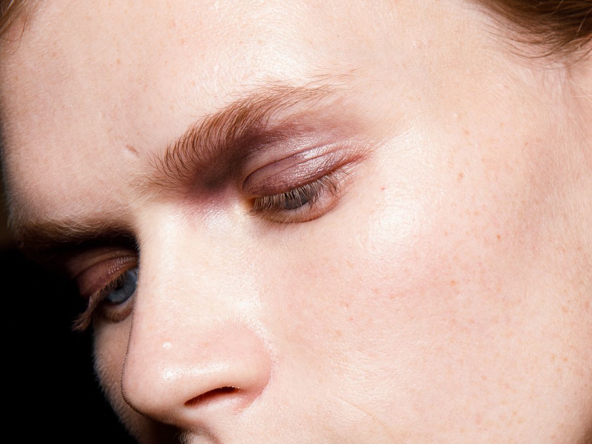 Rozświetlacz jak Armani Fluid Sheer