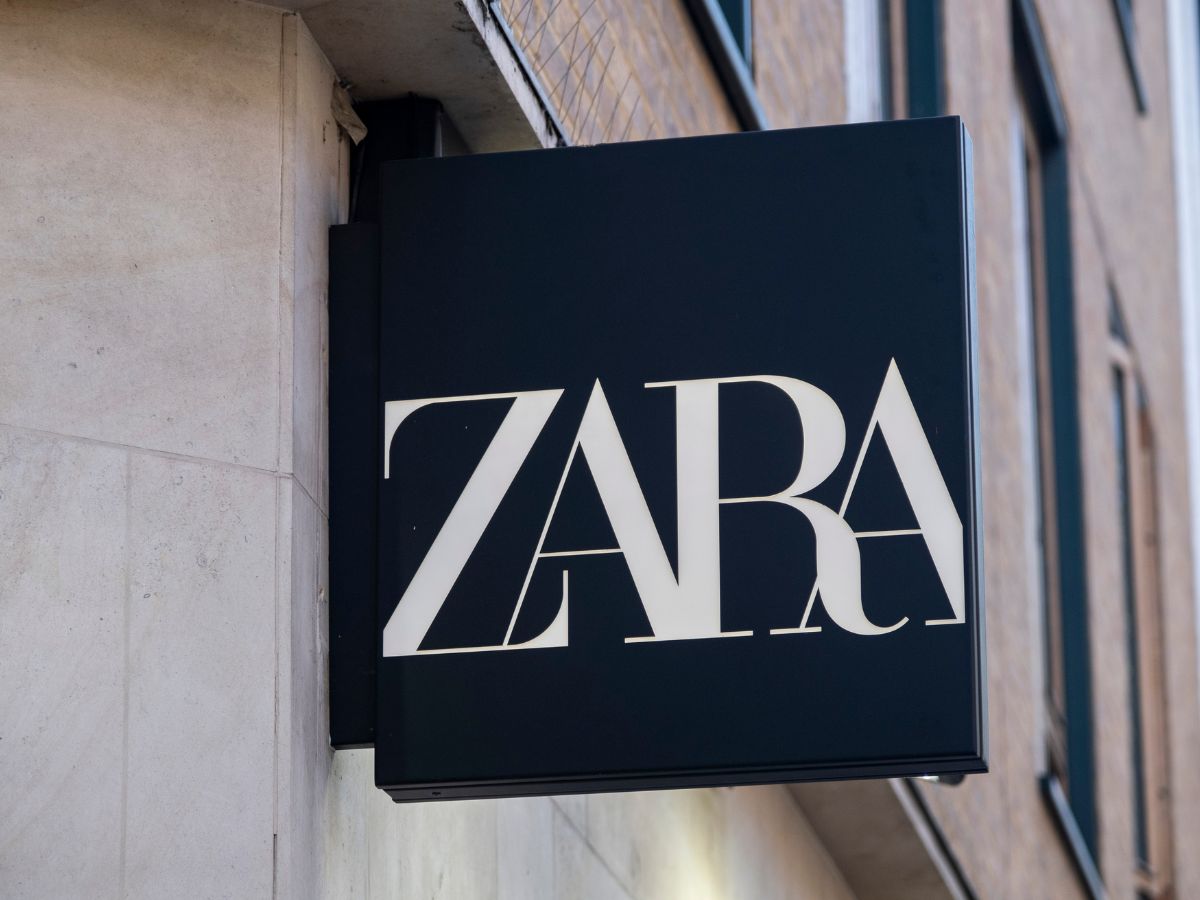 Wide-leg schowaj na dno szafy! Spodnie palazzo, które dorwałam w Zarze, to jesienny hit w stylu lat 90-tych. Podobne w Reserved, H&amp;M