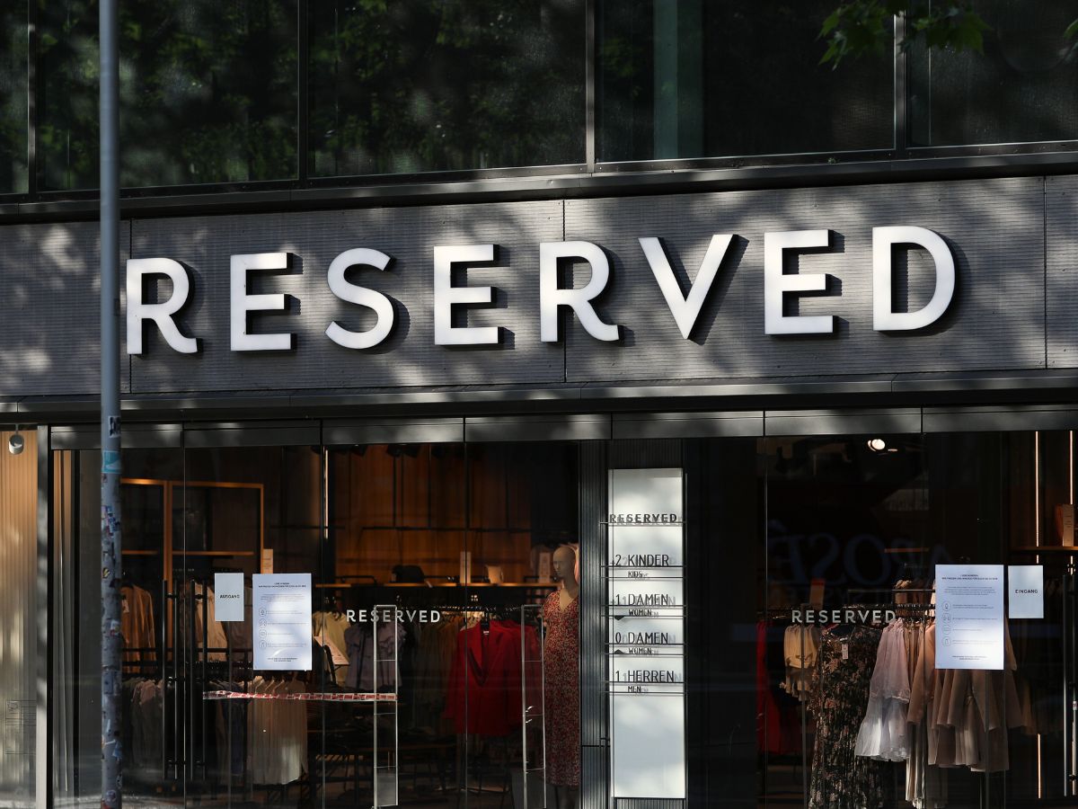 W Reserved upolowałam boską sukienkę na jesień za 39,99 zł! To model idealny do pracy w estetyce "cosy chic"