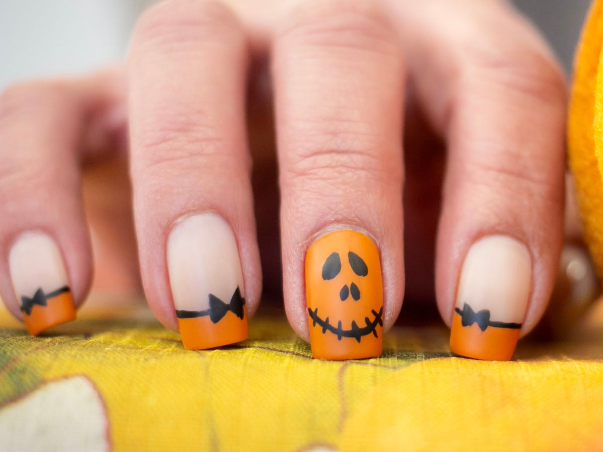 pumpkin nails