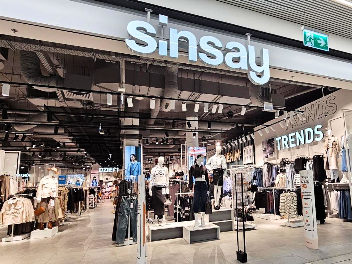 Dzianinowa sukienka z Sinsay, H&M i Reserved to hit na jesień