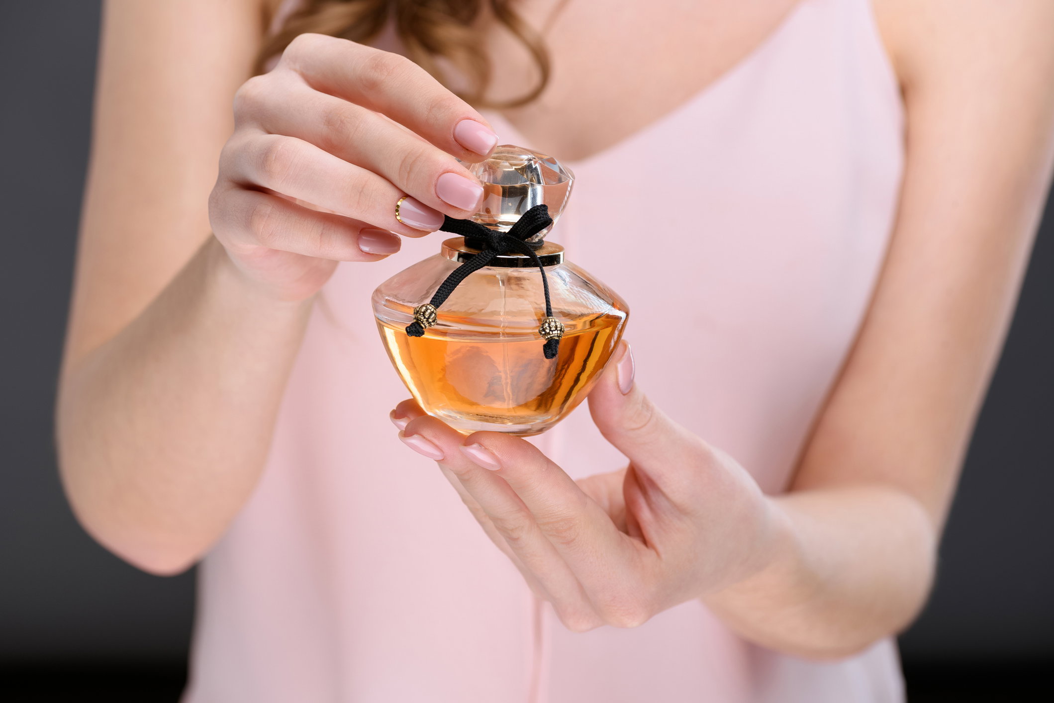najładniejsze flakony perfum damskich