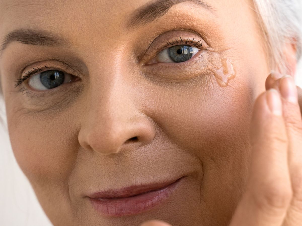 Nawilżająco-ochronny krem do twarzy SPF 50 Eveline Cosmetics - 2024-12-09T103024