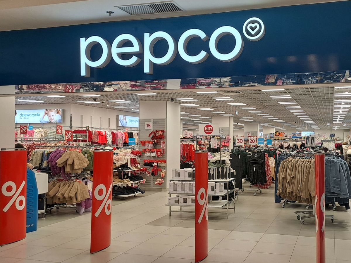 Mięciutki sweter świąteczny z Pepco (1)