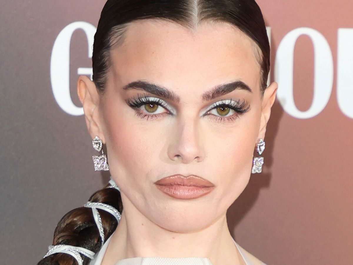 Po co mi przedłużanie rzęs, skoro mam ten tusz! Daje efekt zalotnych "bambi eyes" i nie odbija się na mojej opadającej powiece
