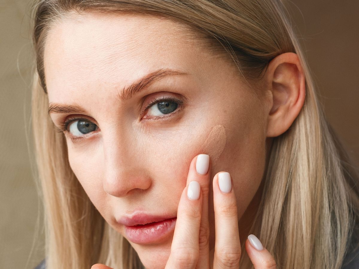 Nawilżająco-ochronny krem do twarzy SPF 50 Eveline Cosmetics - 2024-12-17T162916