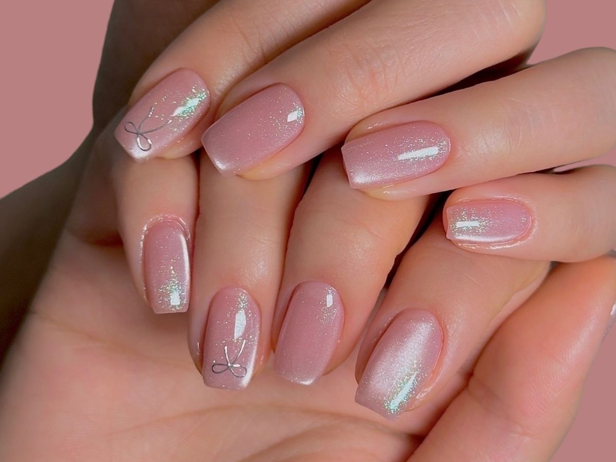 aurora shimmer nails