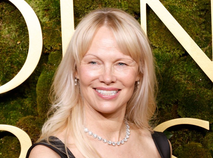 Pamela Anderson bez makijażu - Złote Globy
