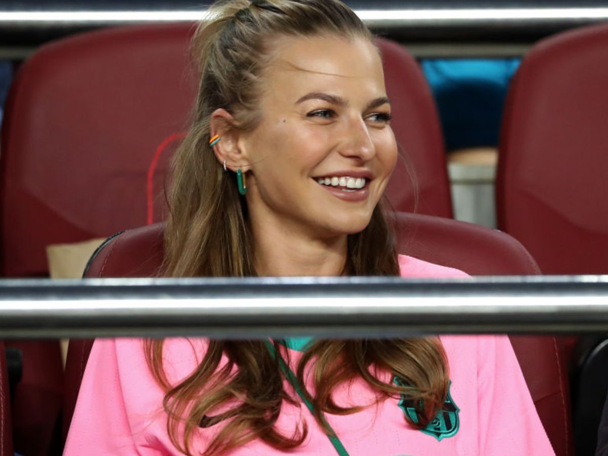 Anna Lewandowska w modnej kurtce na wiosnę
