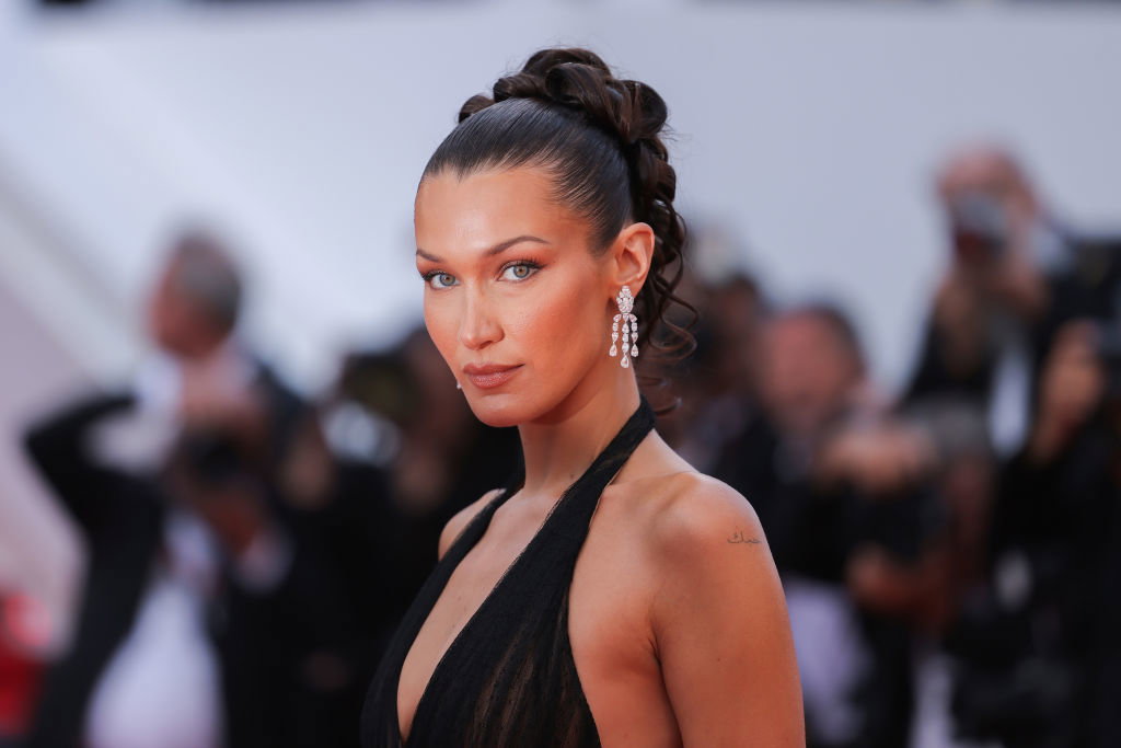 naturalny makijaż w 5 minut - Bella Hadid