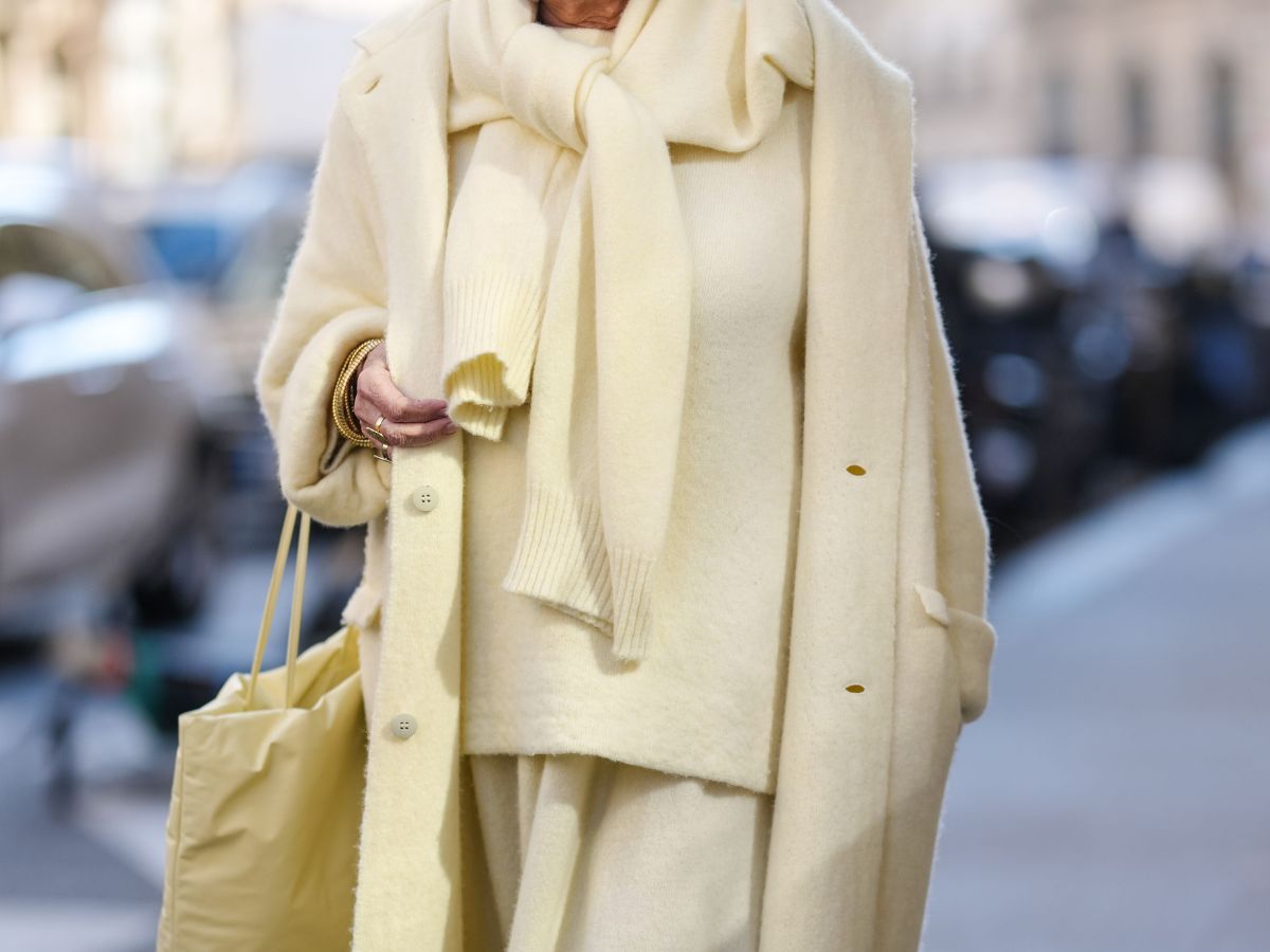 sweter w odcieniu butter yellow (1)