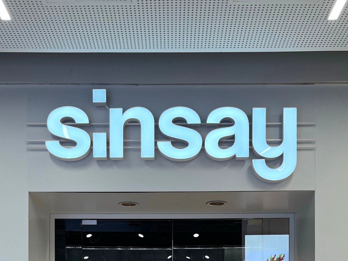 Ażurowa spódnica z Sinsay