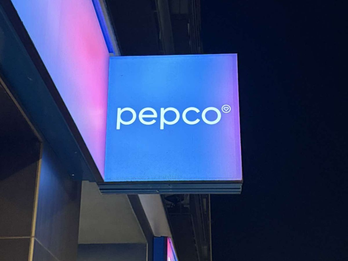 dzianinowe spodnie z Pepco