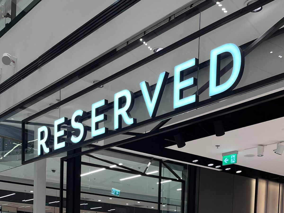 Płaszcz bouclé z Reserved