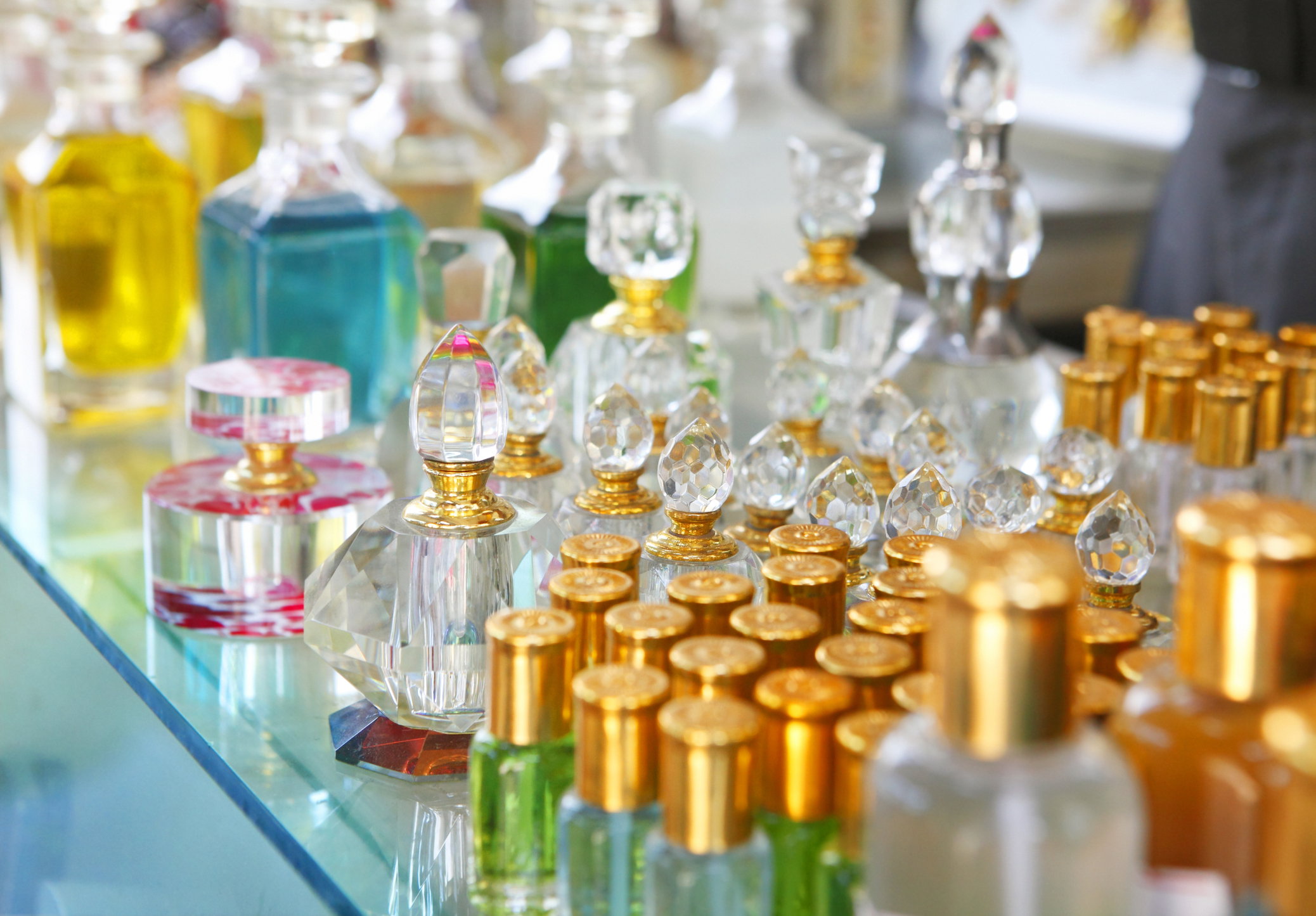 Ten zapach do domu pachnie jak arabskie perfumy i jest definicją luksusu