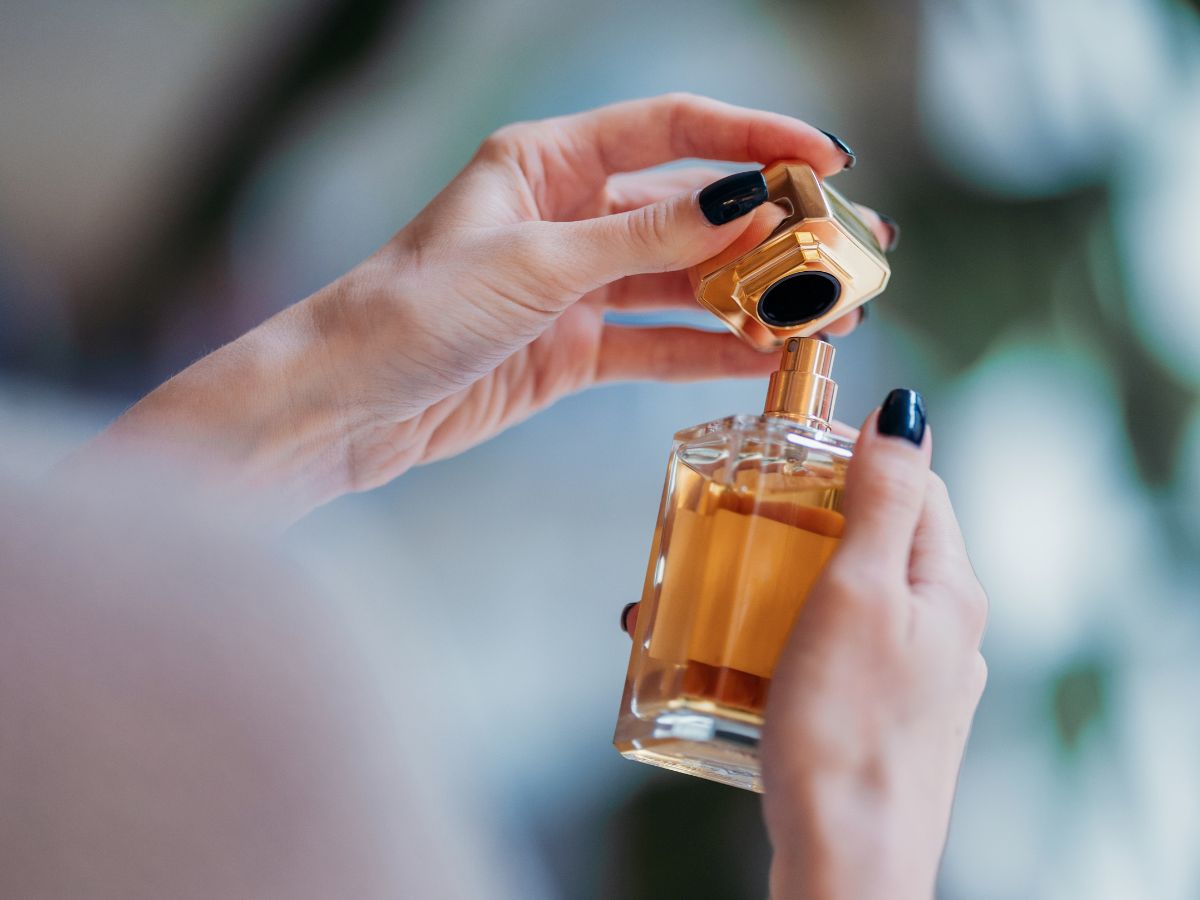 perfumy z "nielegalnym" składnikiem