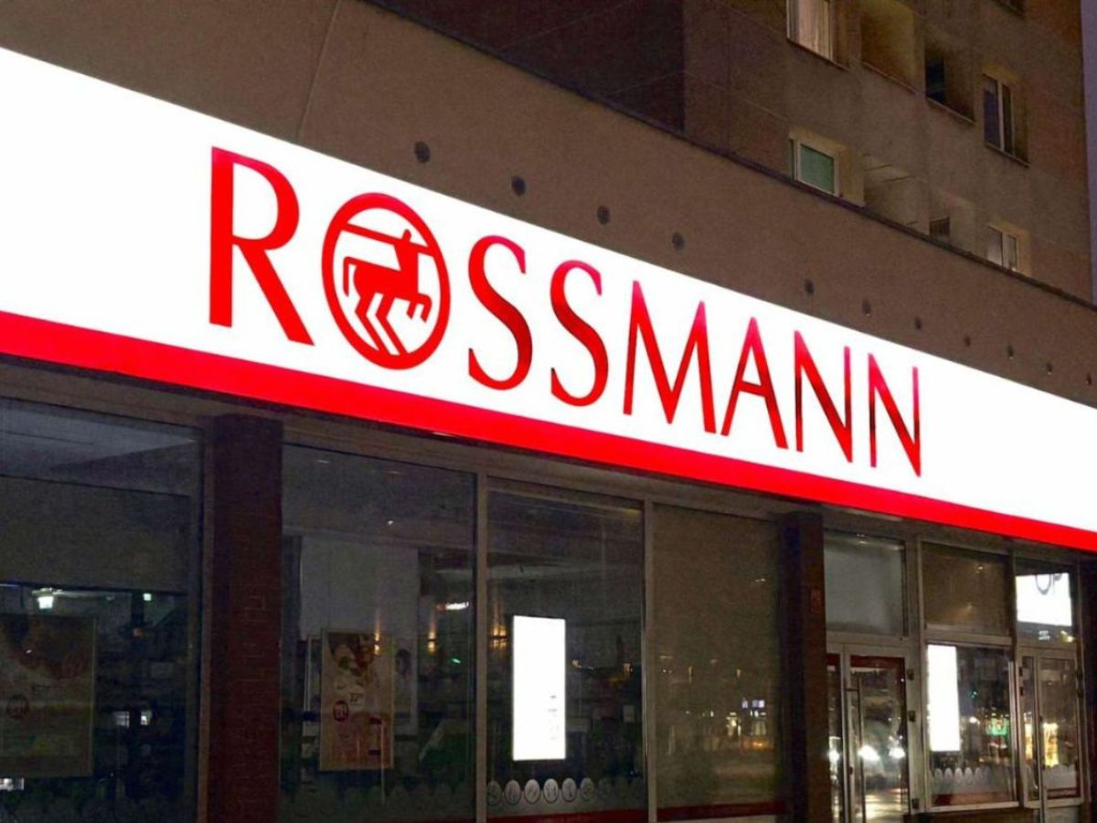 Włoskie perfumy z liściem jaśminu w Rossmann