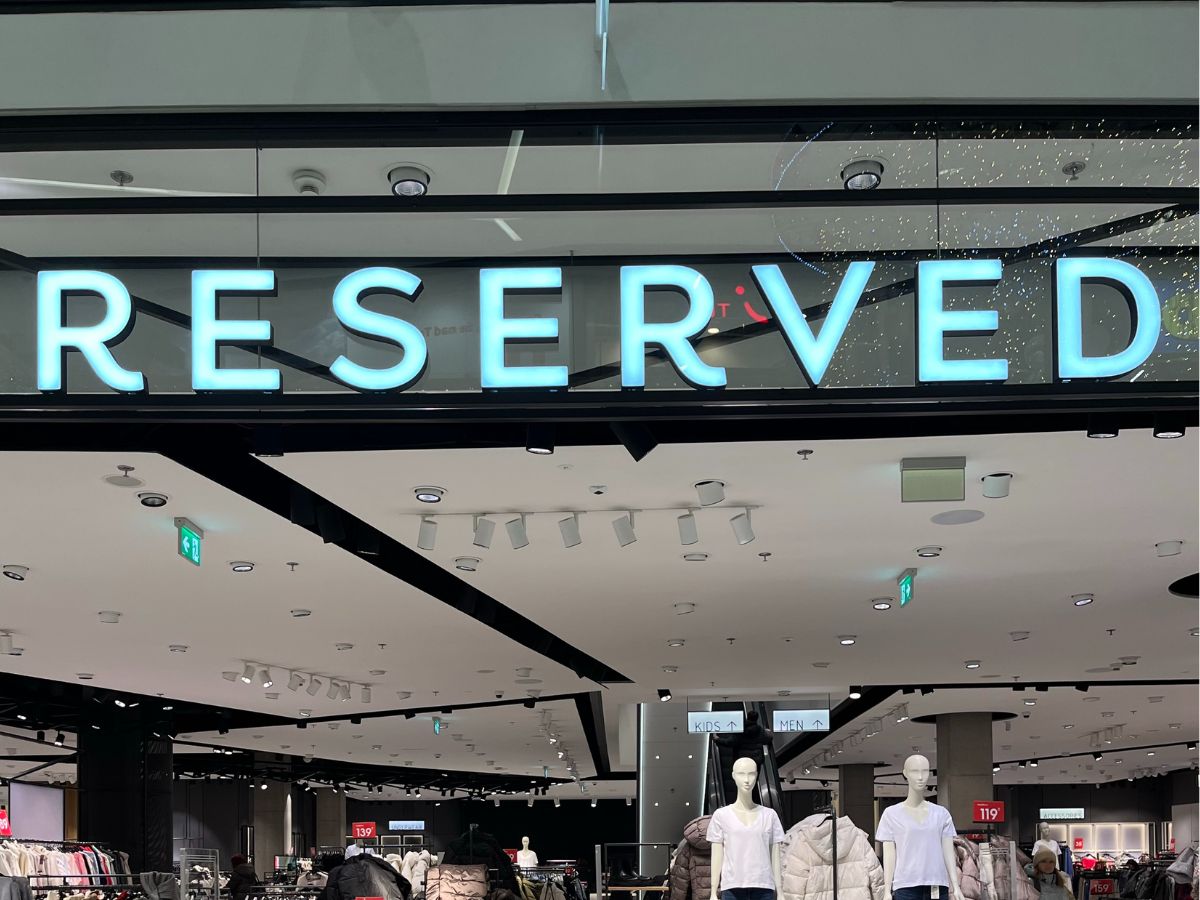 Spodnie capri z Reserved
