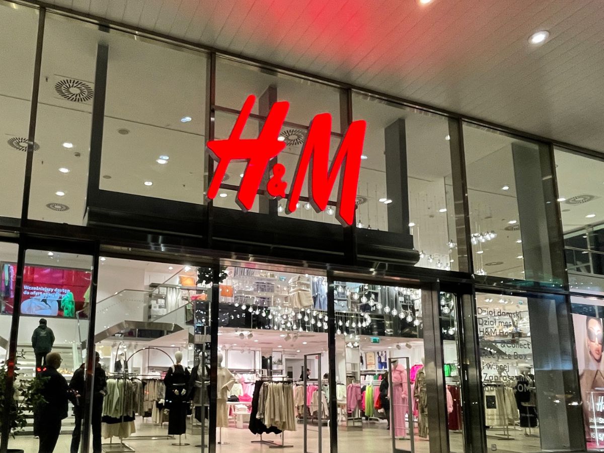 Baleriny Mary Jane H&amp;M – klasyczna elegancja za 79,99 PLN
