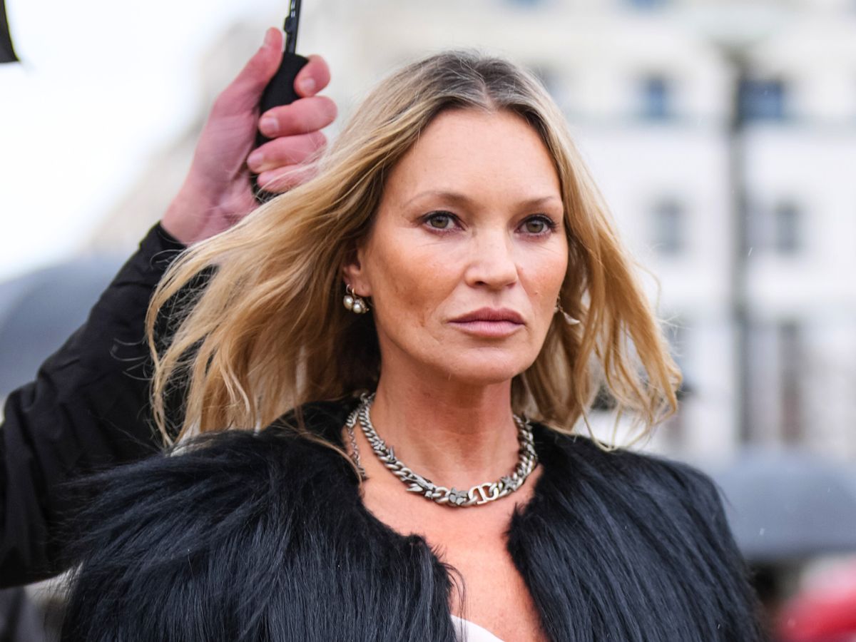 Stylowa Kate Moss zadała szyku w szortach "lacey boho"