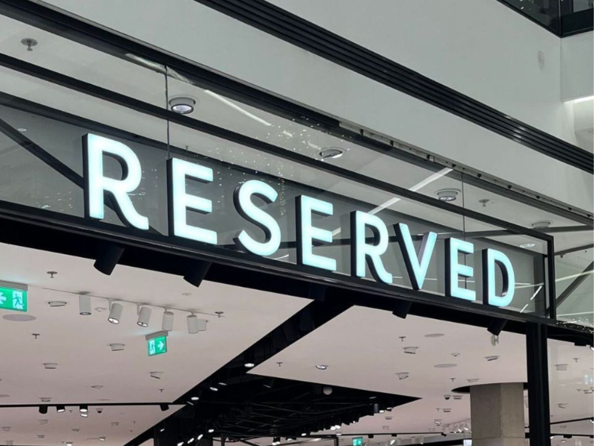 bluzka z baskinką z Reserved