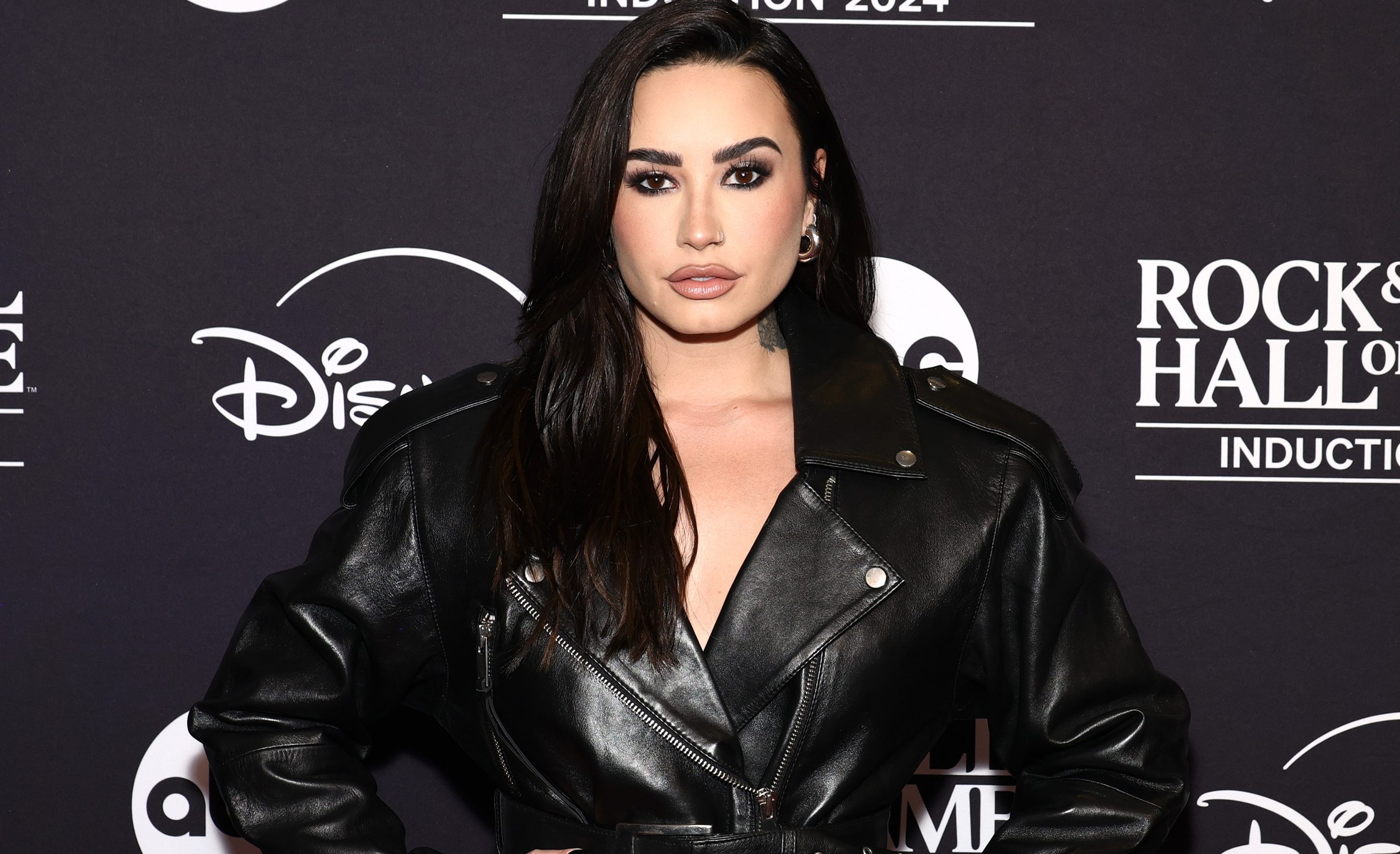 manicure ślubny Demi Lovato