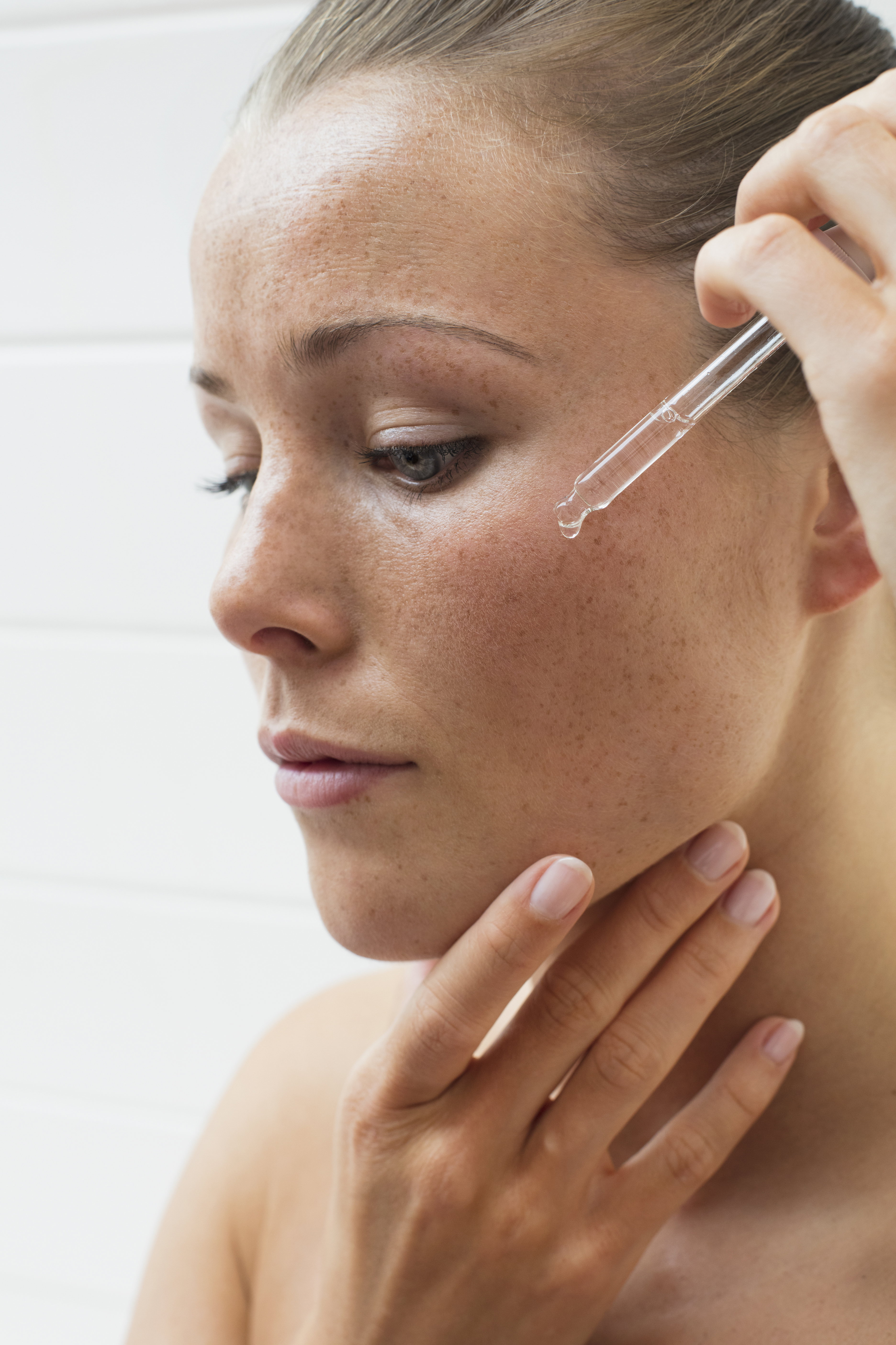 Serum Basiclab Redukcja niedoskonałości z niacynamidem