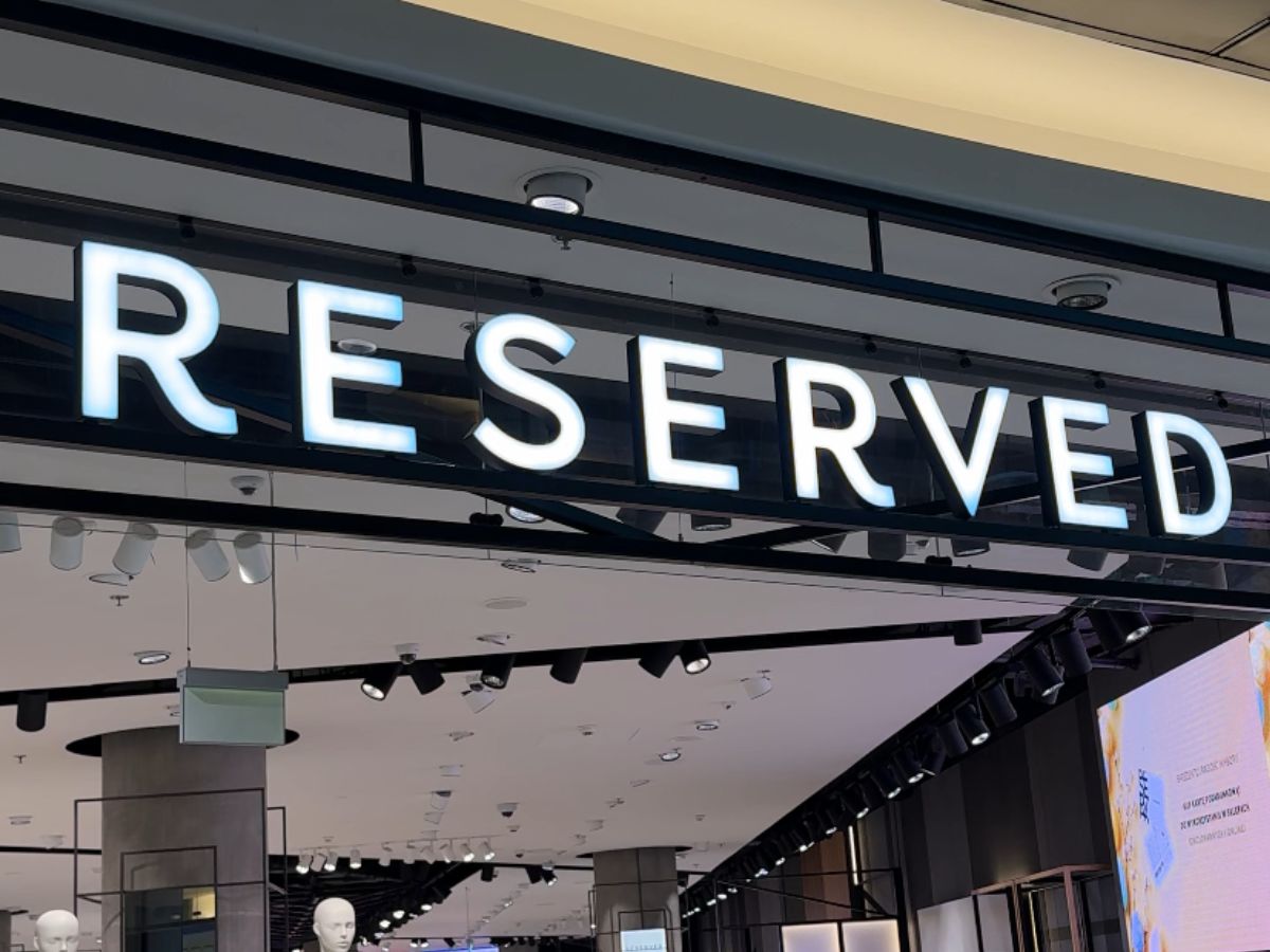 sukienka z tatrzańskim printem z reserved