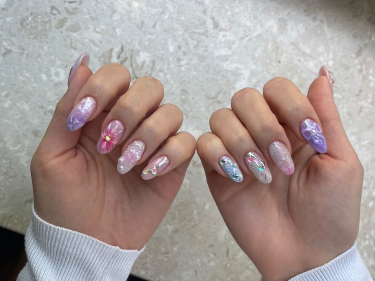 Crazy nails