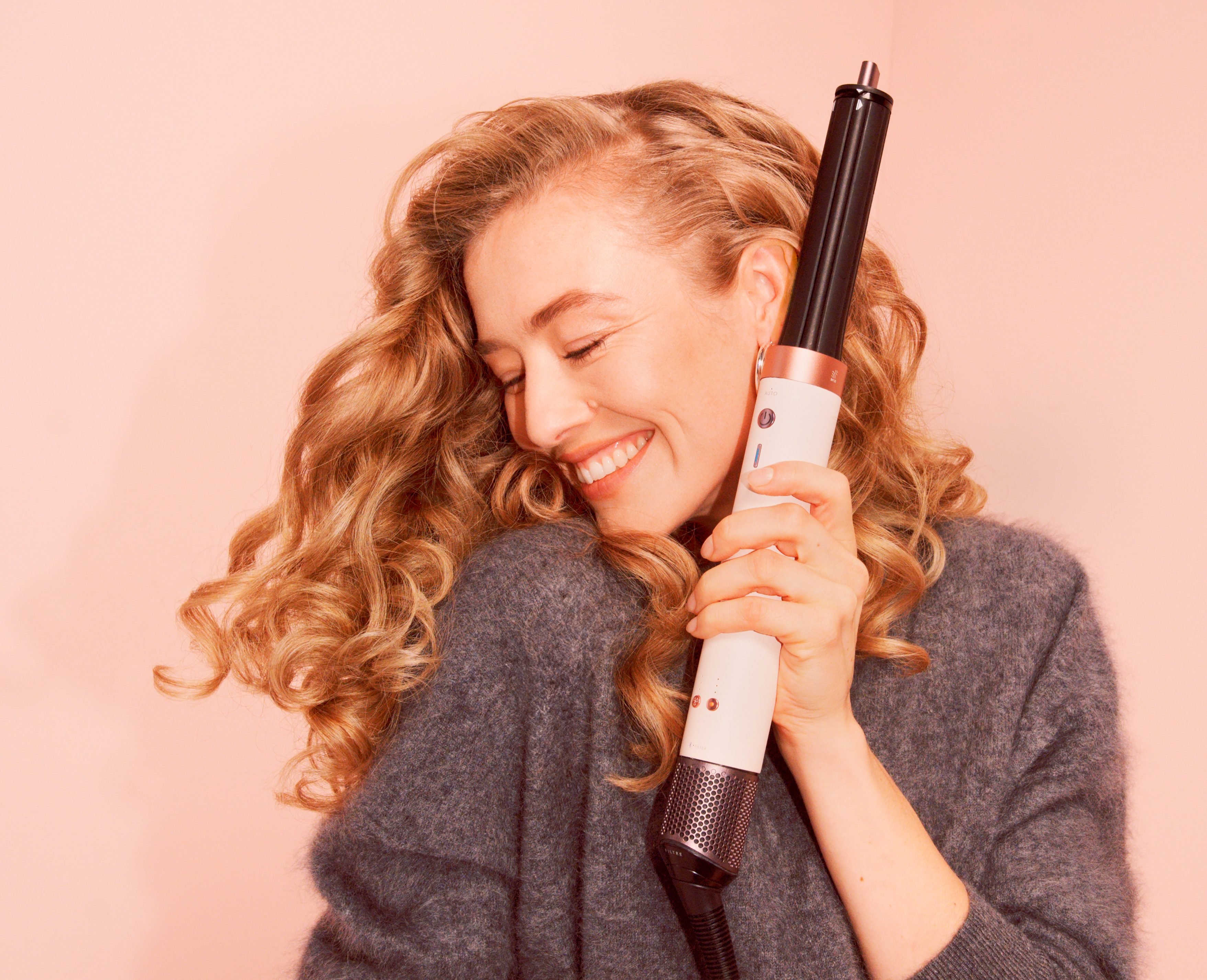 HS09_PPIDRODPL_133-RGB-Type2Blonde-LongWavy-Barrel30mm-A3_MIX