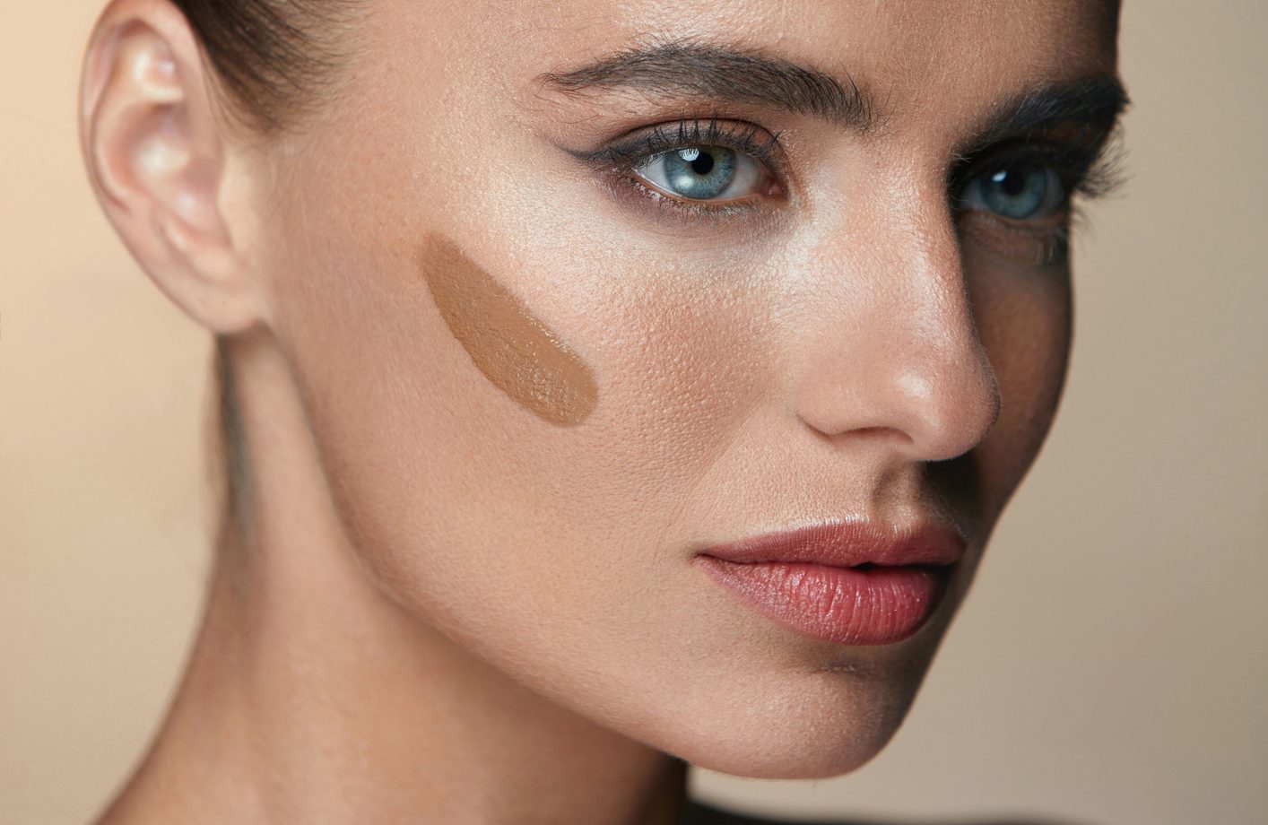bronzer do twarzy