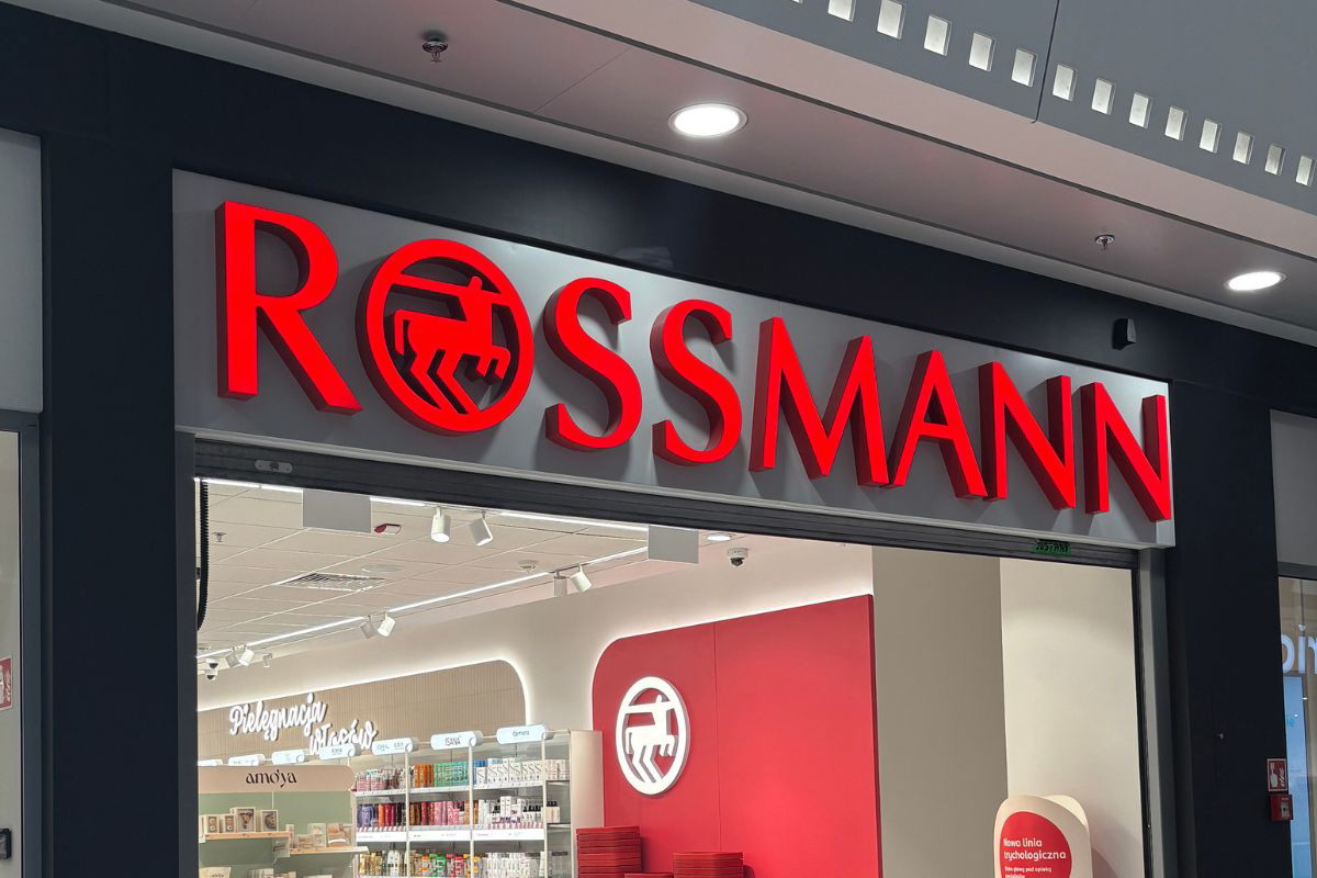 darmowa biżuteria w Rossmannie
