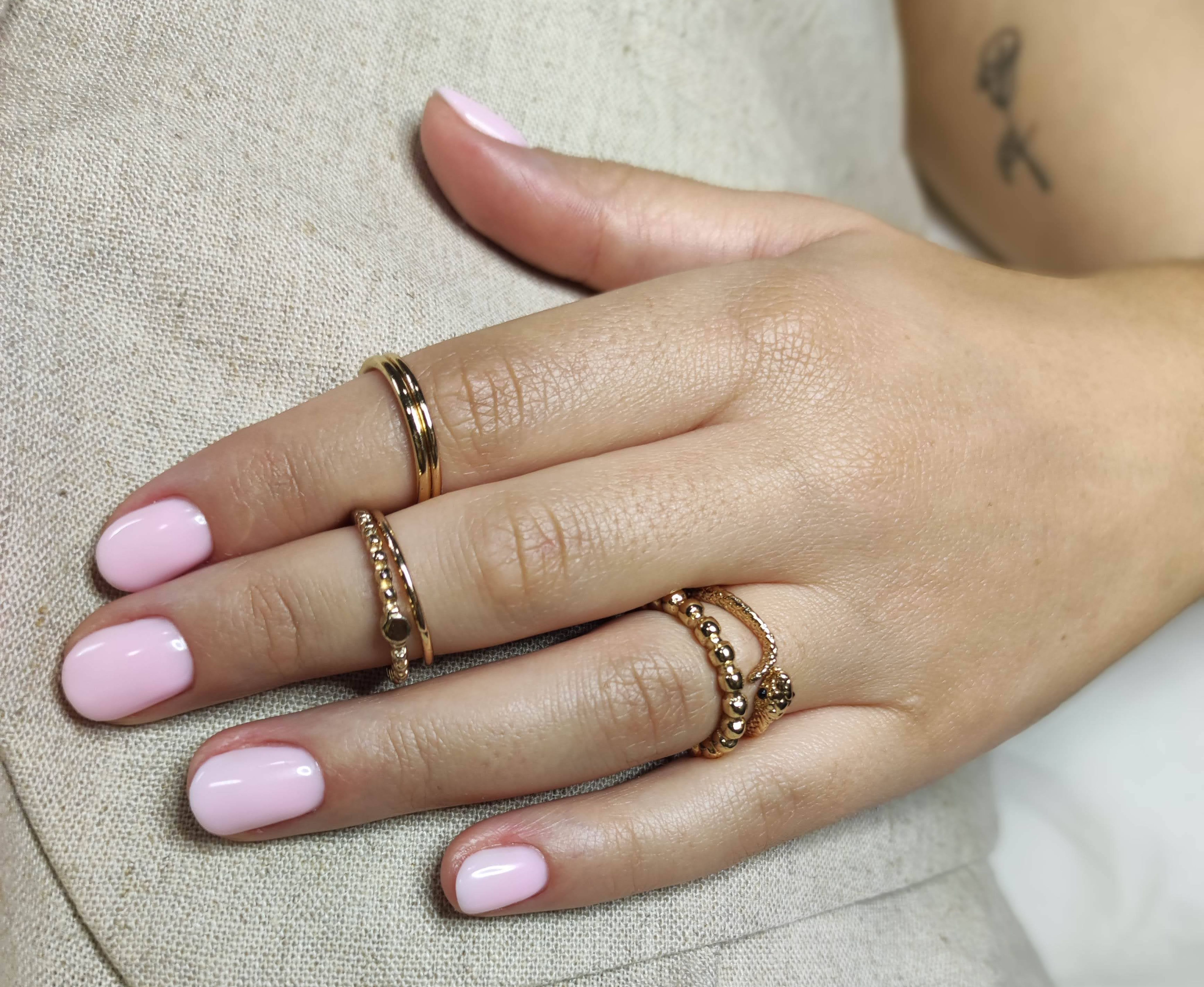 peony nails