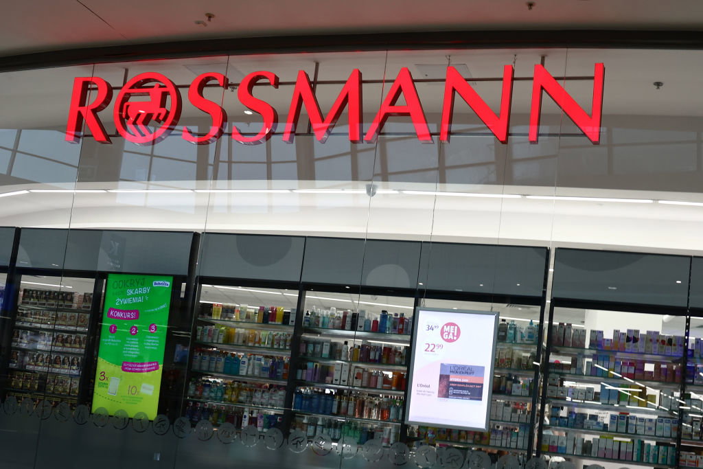 podkłady w kompakcie z Rossmanna