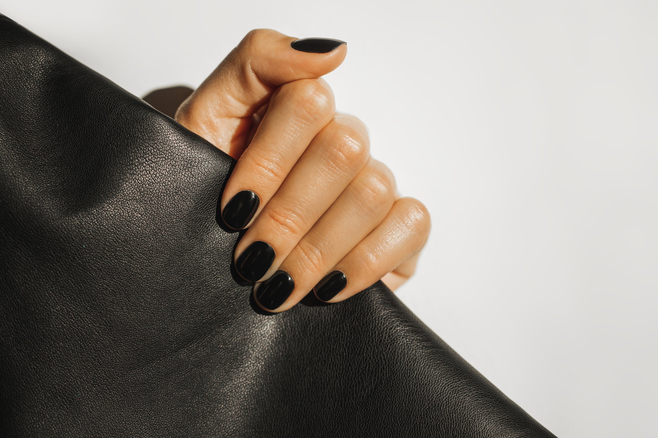 Manicure Jet black