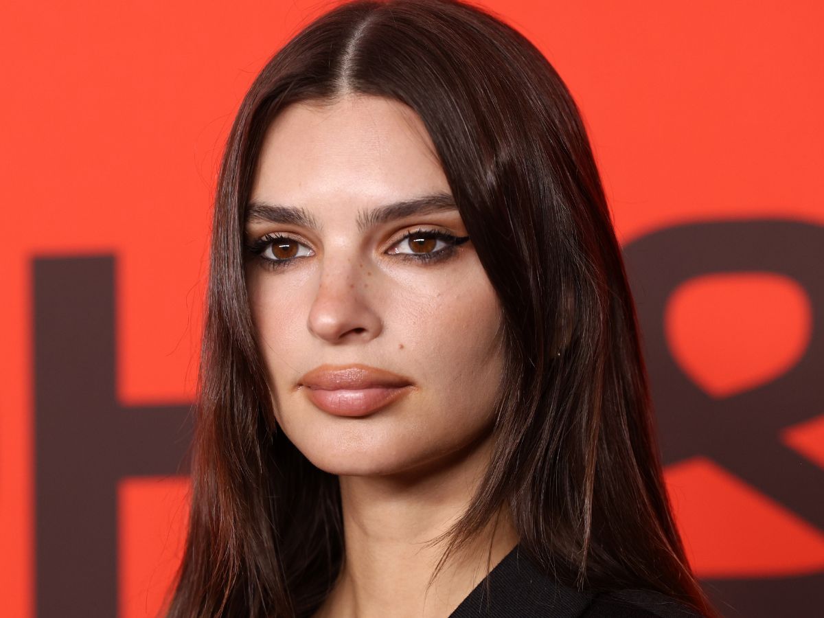 Emily Ratajkowski