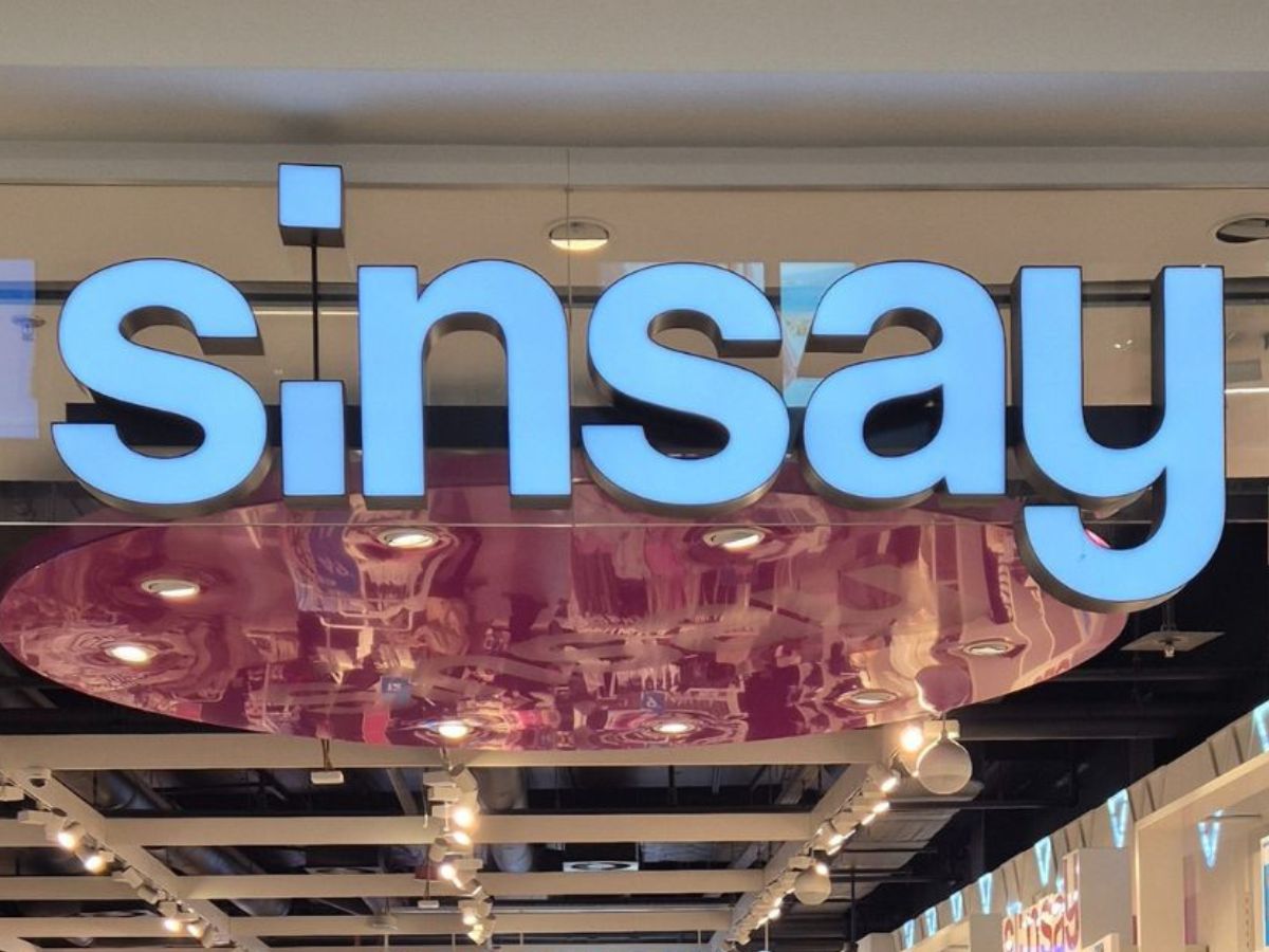 Te jeansy culotte "classy but comfy" znalazłam w Sinsay za grosze. Modne Francuski jesienią noszą je z brązowymi botkami