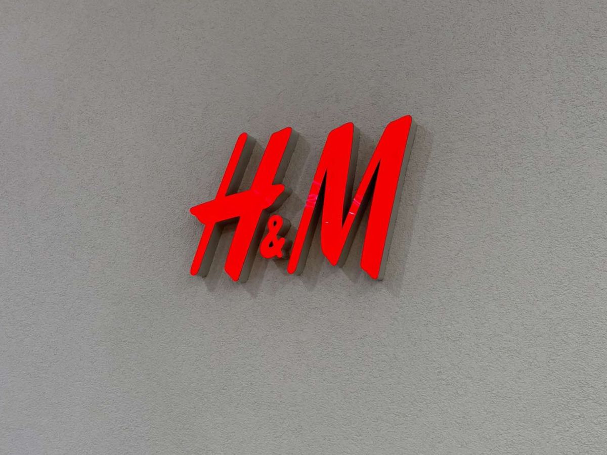 biszkoptowy kardigan z H&amp;m