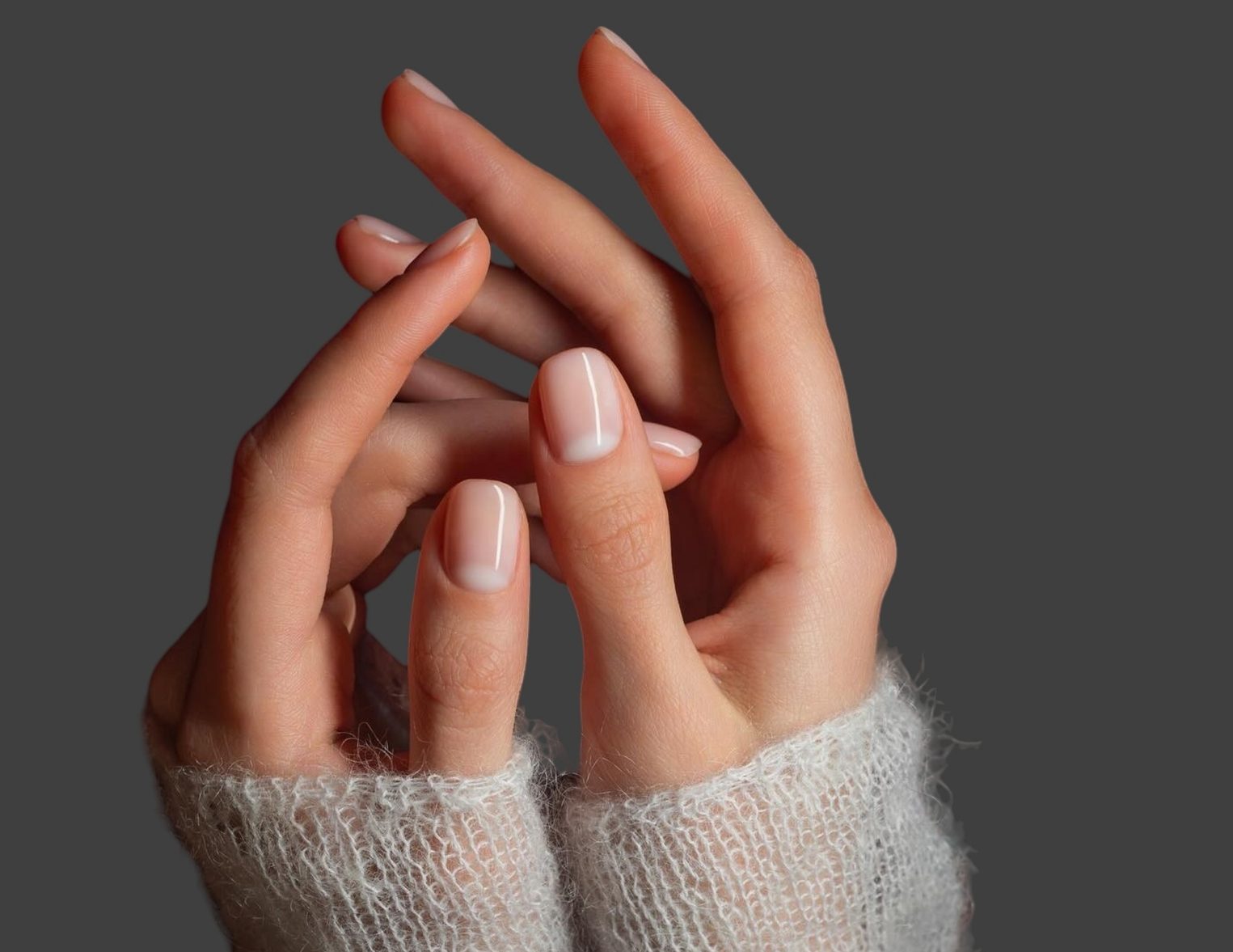 "tulle nails" to manicure jak z bajki na jesień 2025