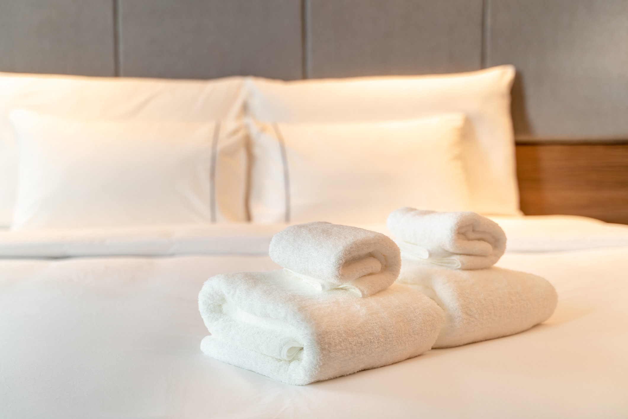 domowy sposób na białe i miękkie ręczniki jak w hotelowym SPA