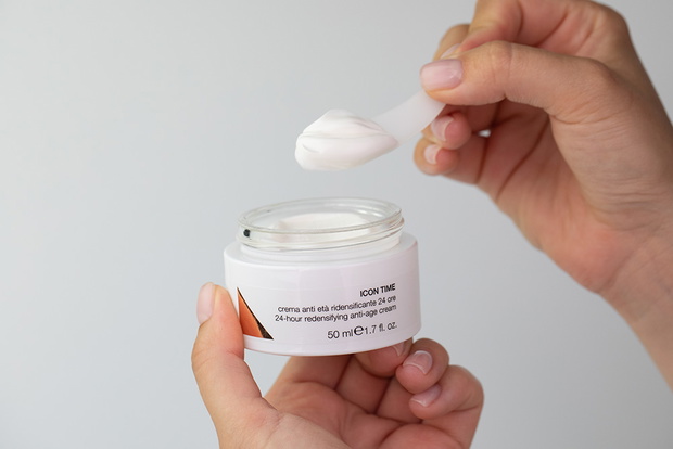 24-hour-redensifying-anti-age-cream