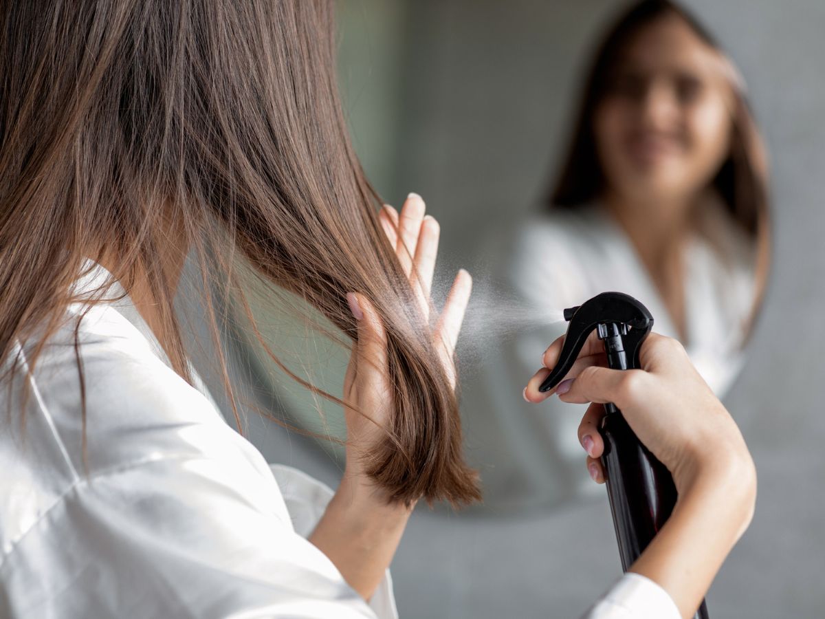 Od kiedy stosuję ten nabłyszczający top coat nie mam puchu na włosach